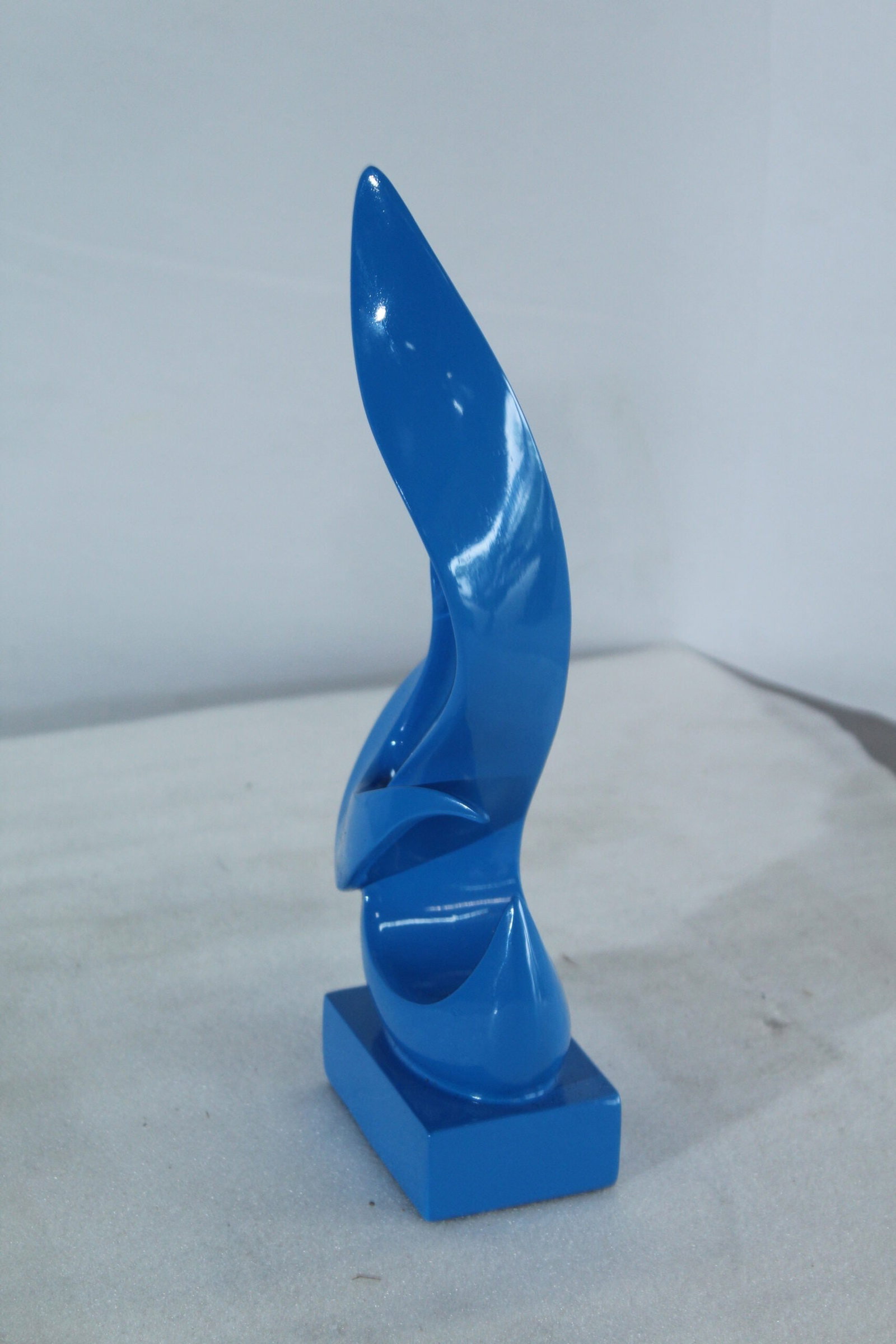 Resin Abstract Flame Sculpture –Bold Blue Indoor/Outdoor Modern Art Statue with Glossy Finish, - 4