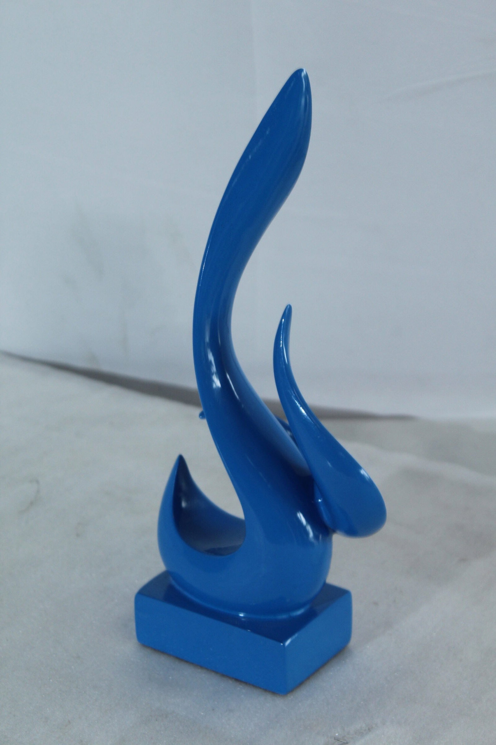 Resin Abstract Flame Sculpture –Bold Blue Indoor/Outdoor Modern Art Statue with Glossy Finish, - 8