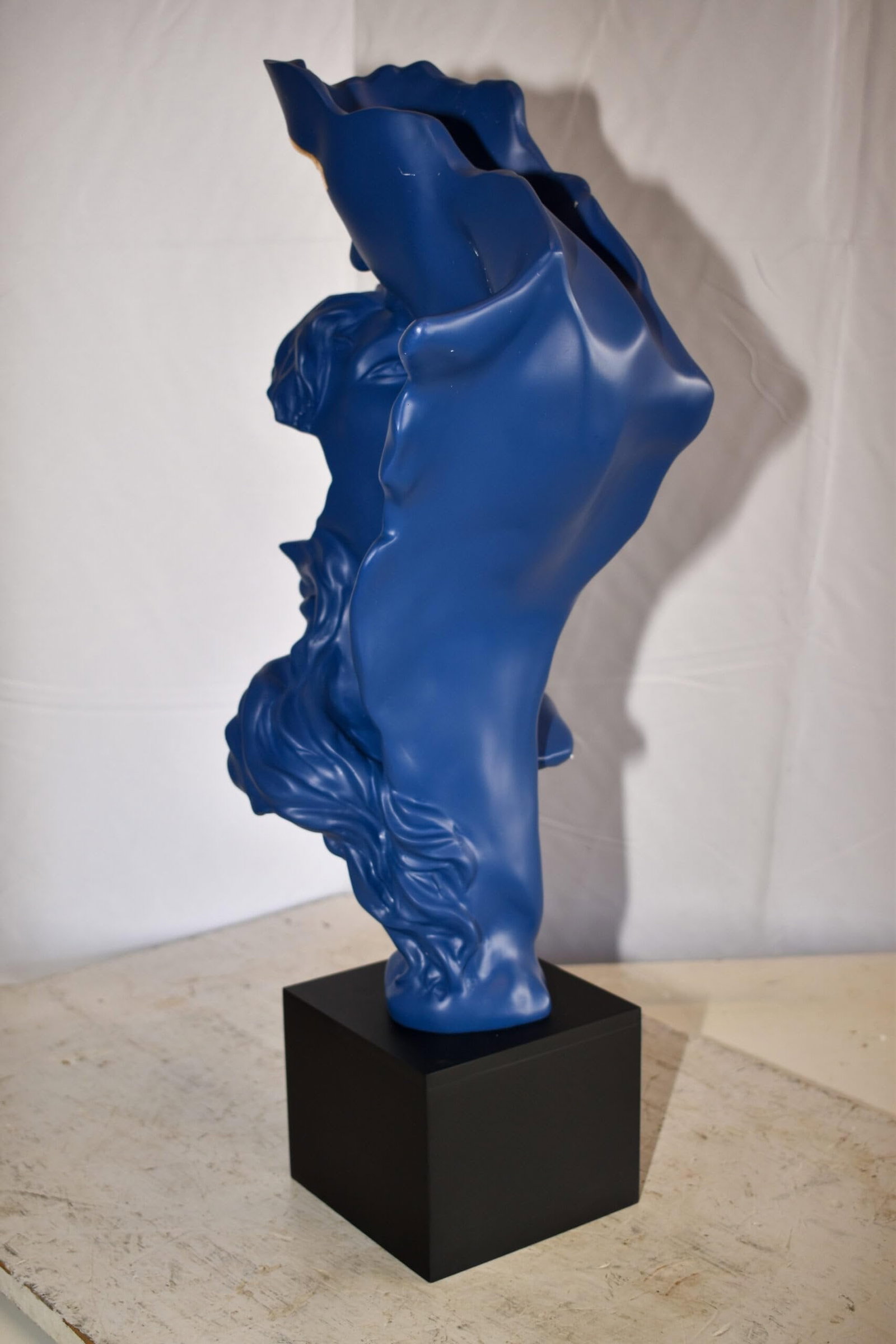 Abstract Modern Lovers Blue Resin Statue 12" x 8" x 26"H - 6