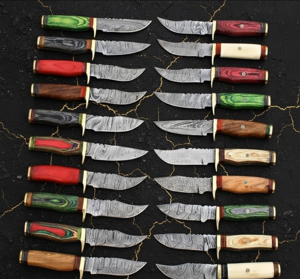 10 Hand-Forged Damascus Steel Hunting Knives, 6?? Skinner Blade w/ Sheath Set: Title:10 Hand-Forged Damascus Steel Hunting Knives, 6” Skinner Blade w/ Sheath Set Description:This lot includes 10 handmade hunting knives featuring hand-forged Damascus steel blades suitable