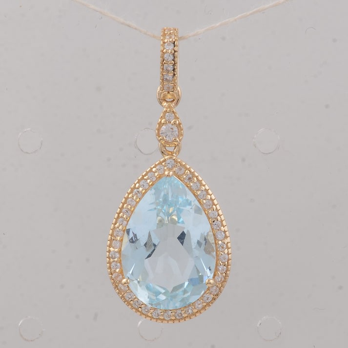 3.74 Ct Pear Aquamarine 9K Gold Pendant: 3.74 Total Carat Aquamarine 9K Gold Pendant Specifications: Total Weight 2.22 g Center Gemstone Aquamarine Gemstone Carat Weight 3.5 Carats Gemstone Measurements 13.10X9.10X5.50 mm Additional Gemstone