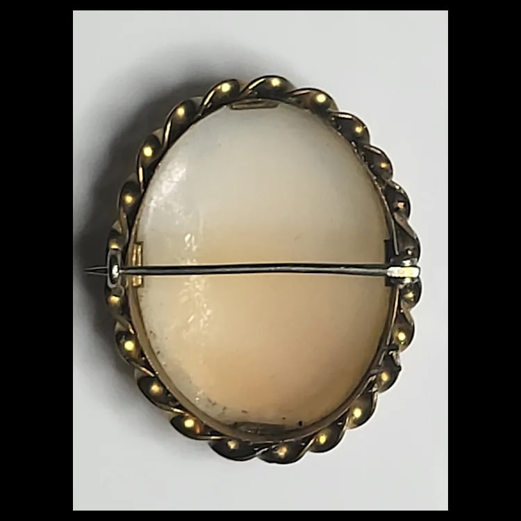 Vintage Hand-Carved Shell Cameo Pendant/Brooch - 3