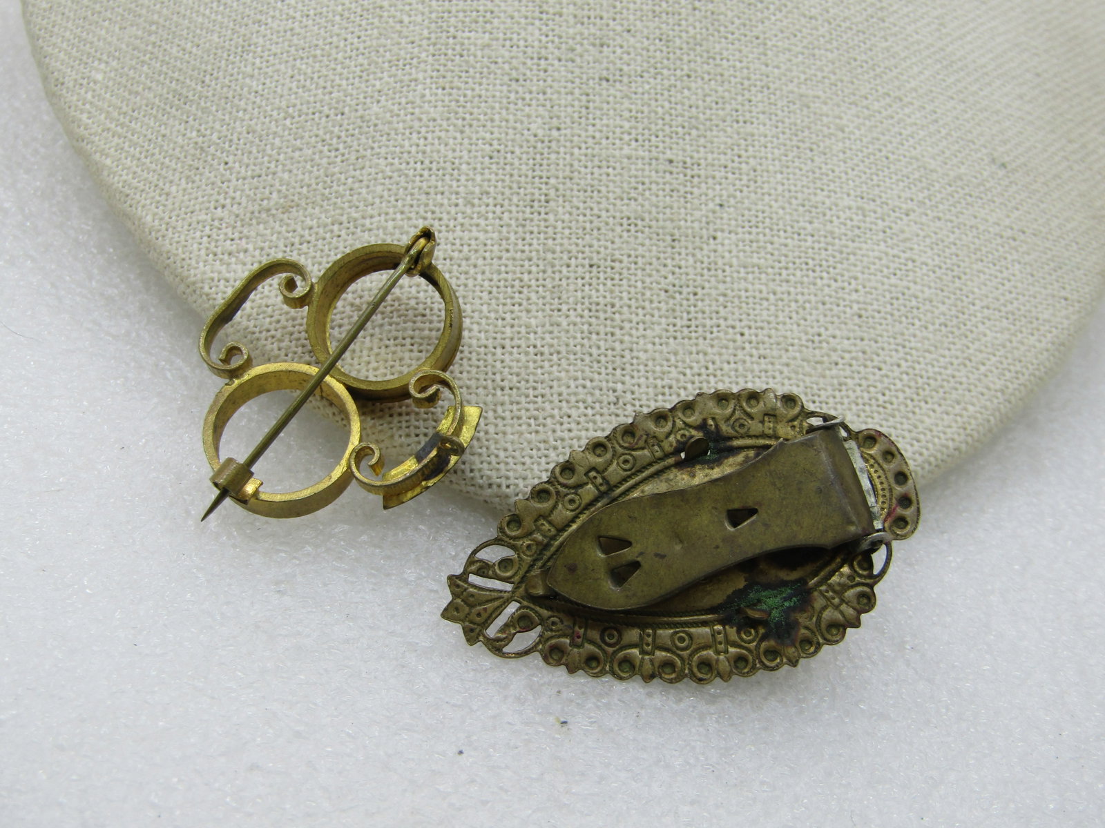Victorian Dress Clip & Brooch, gold tone - 3