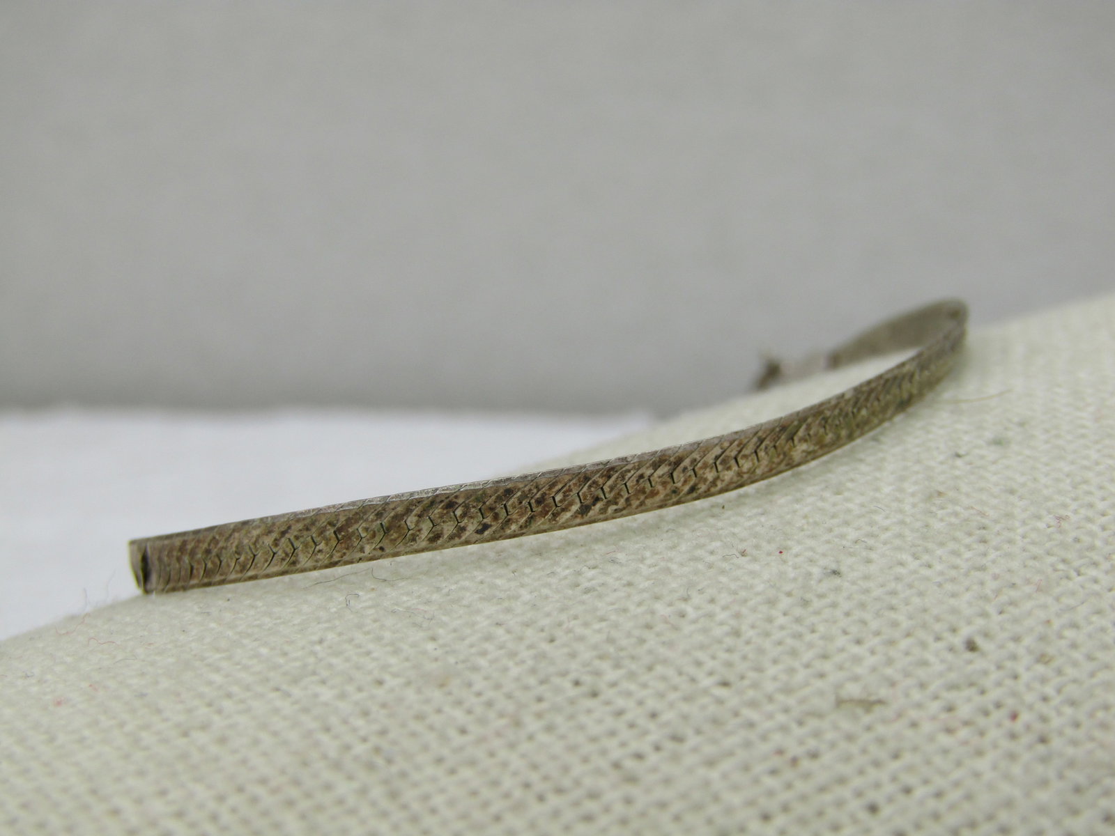Vintage Sterling Silver 3mm Herringbone Bracelet, 7" - 2