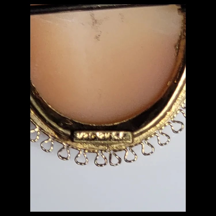 Vintage Gold 12k Handcarved Shell Cameo Pendant/Brooch Lace Detail - 5