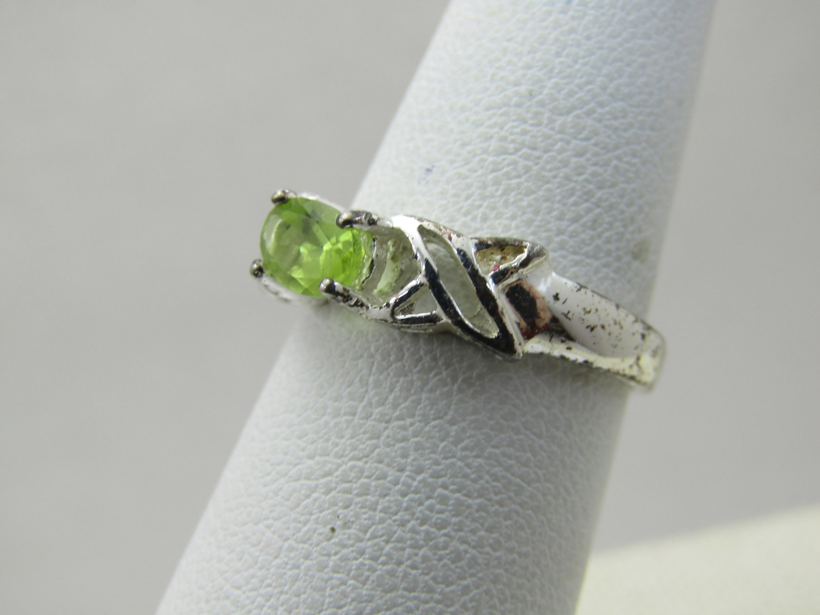 Sterling Plated Peridot X Ring, Sz. 6.75, 5mm - 3