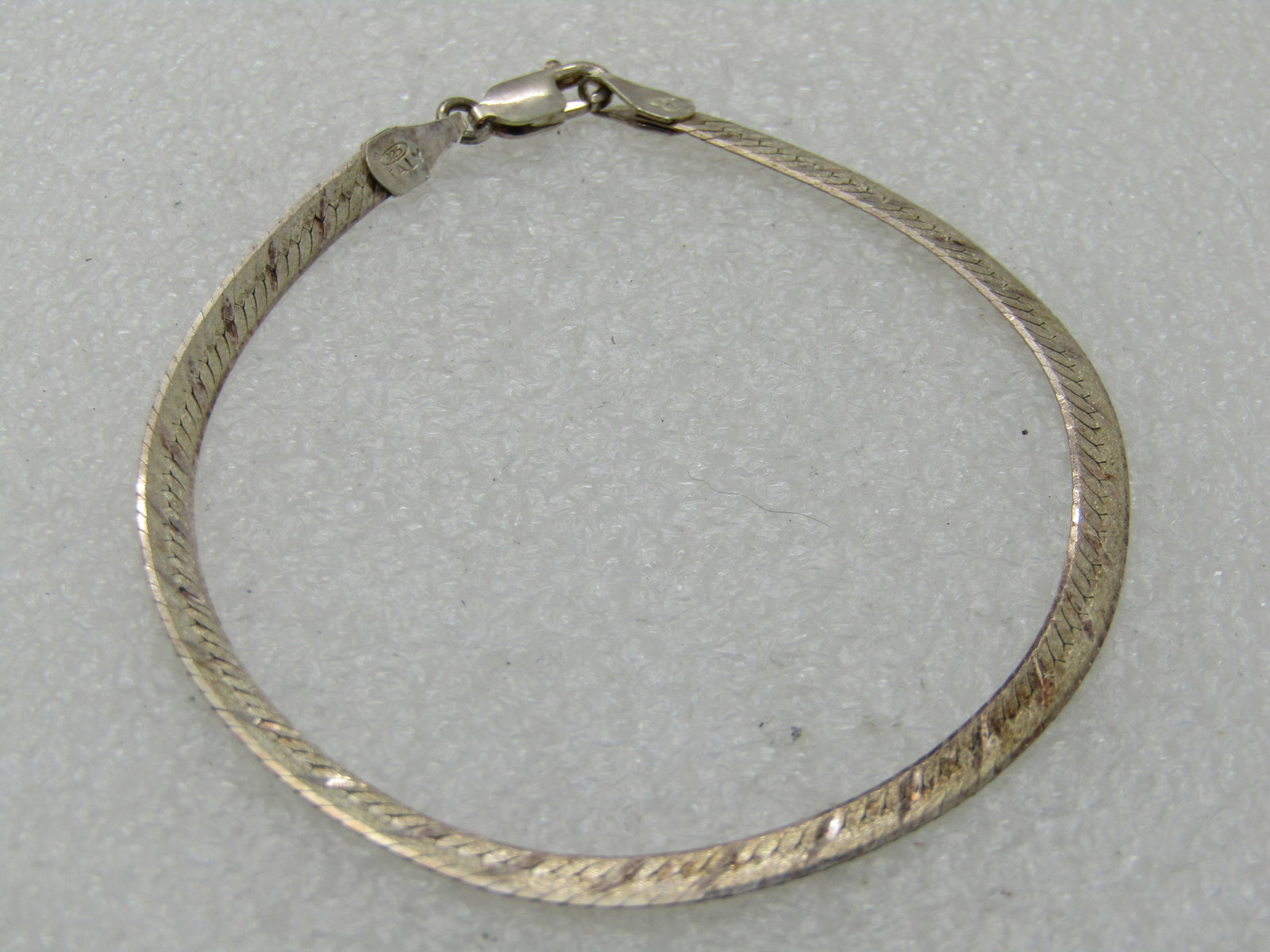 Vintage Sterling Herringbone Bracelet, 3mm Etched/Herringbone, Signed OR, 7" - 3