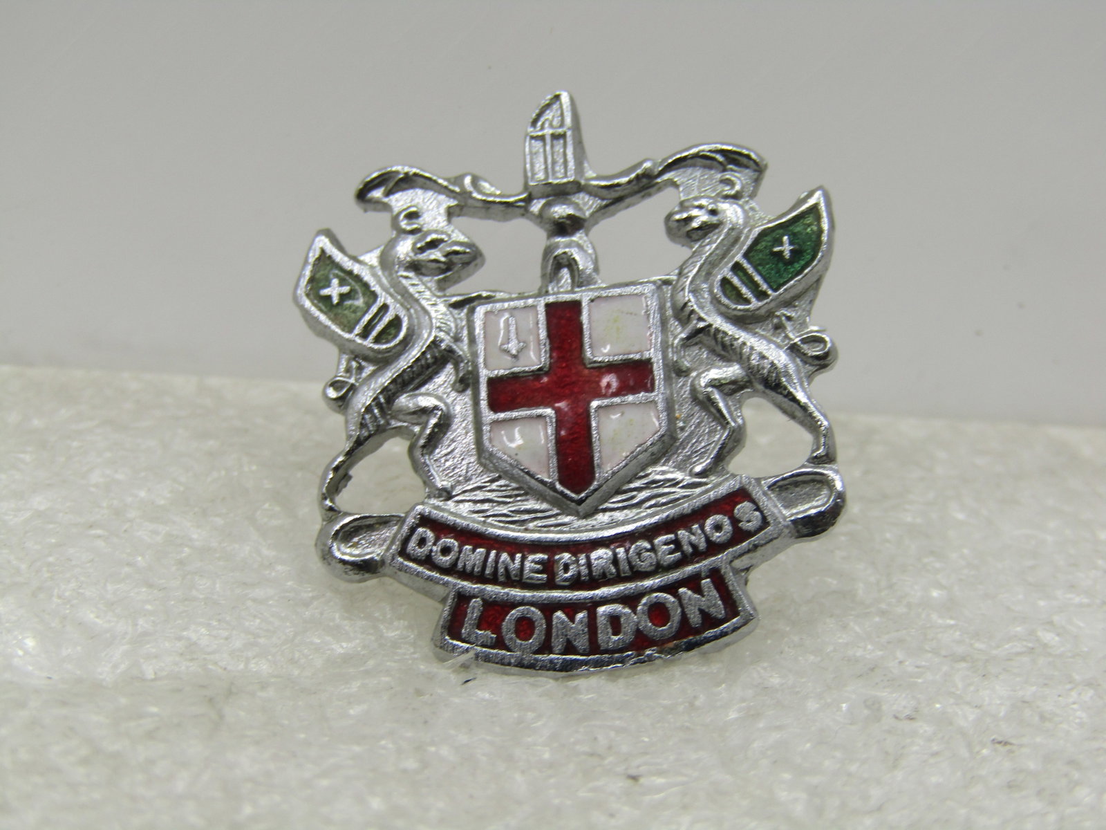 Vintage Enameled London Domine Dirigenos Shield Brooch - 2