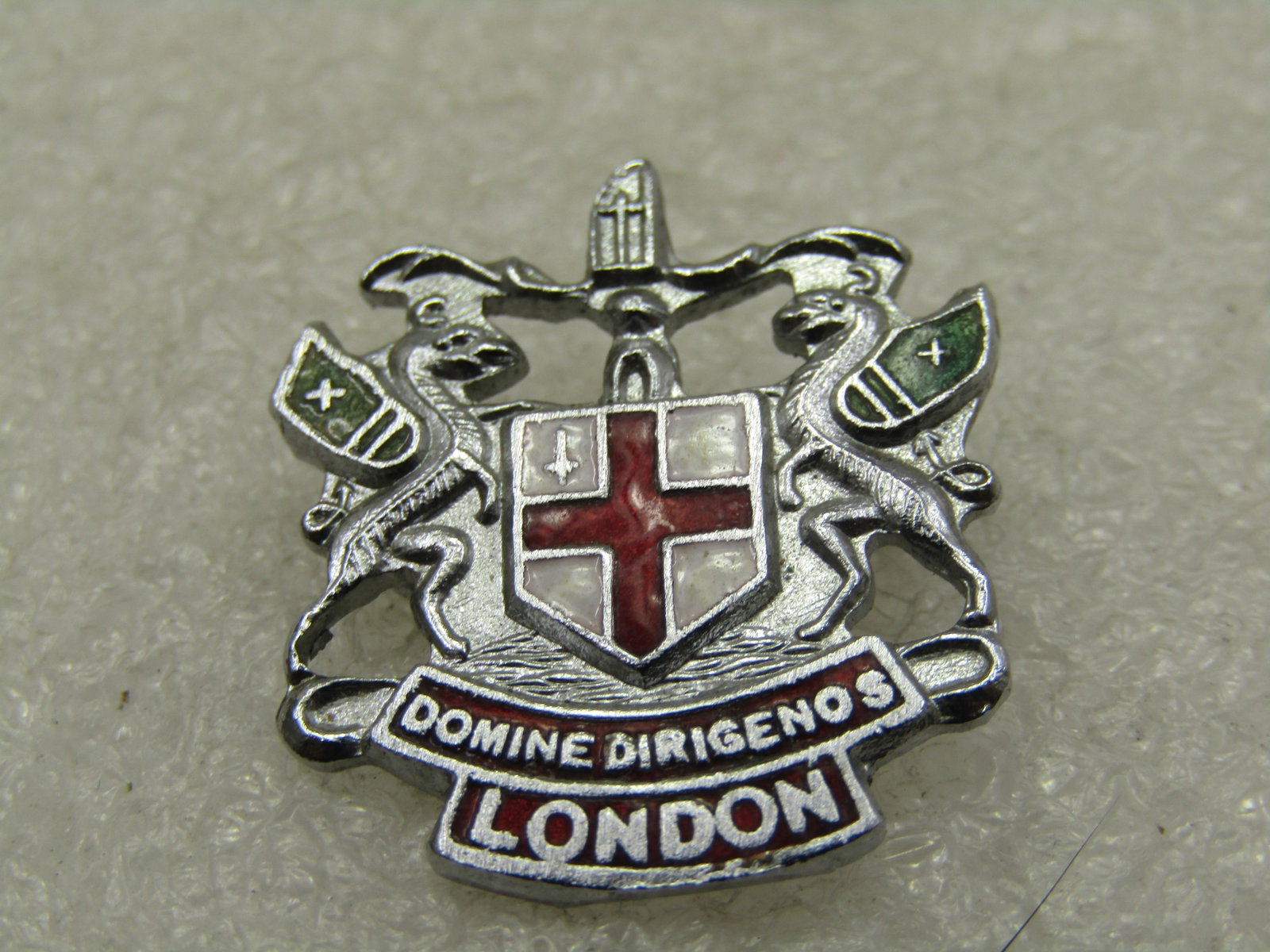 Vintage Enameled London Domine Dirigenos Shield Brooch - 5