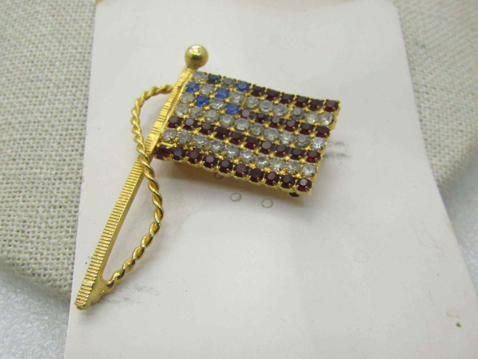 Vintage Red Rhinestone Heart Brooch inside Heaert Frame, 1960's , 1-1/8" (1 of 5)