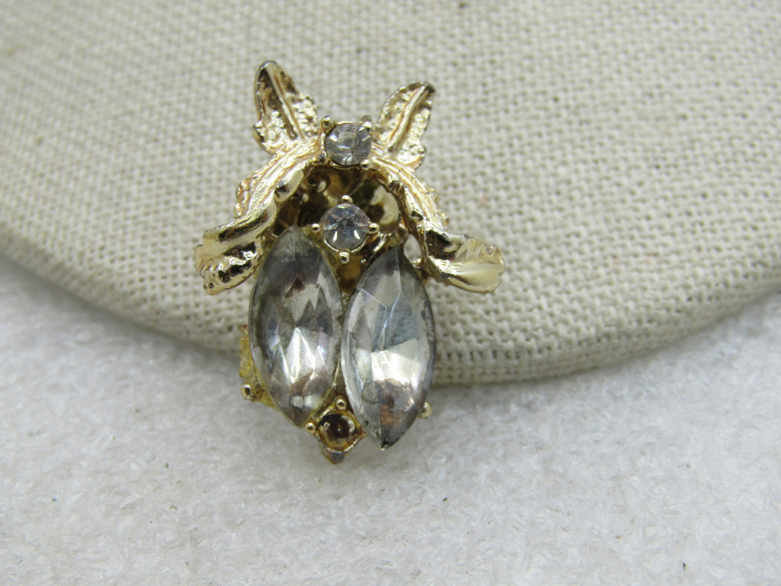 Vintage Marquise Rhinestone Large Swag Tack Pin, Gold Tone,: Vintage Marquise Rhinestone Large Swag Tack Pin, Gold Tone, 1-1/8" tall and 1" wide. Two large marquise 14mm long stones with twi 4mm round stones and textured gold tone leaves - two pointed upward an