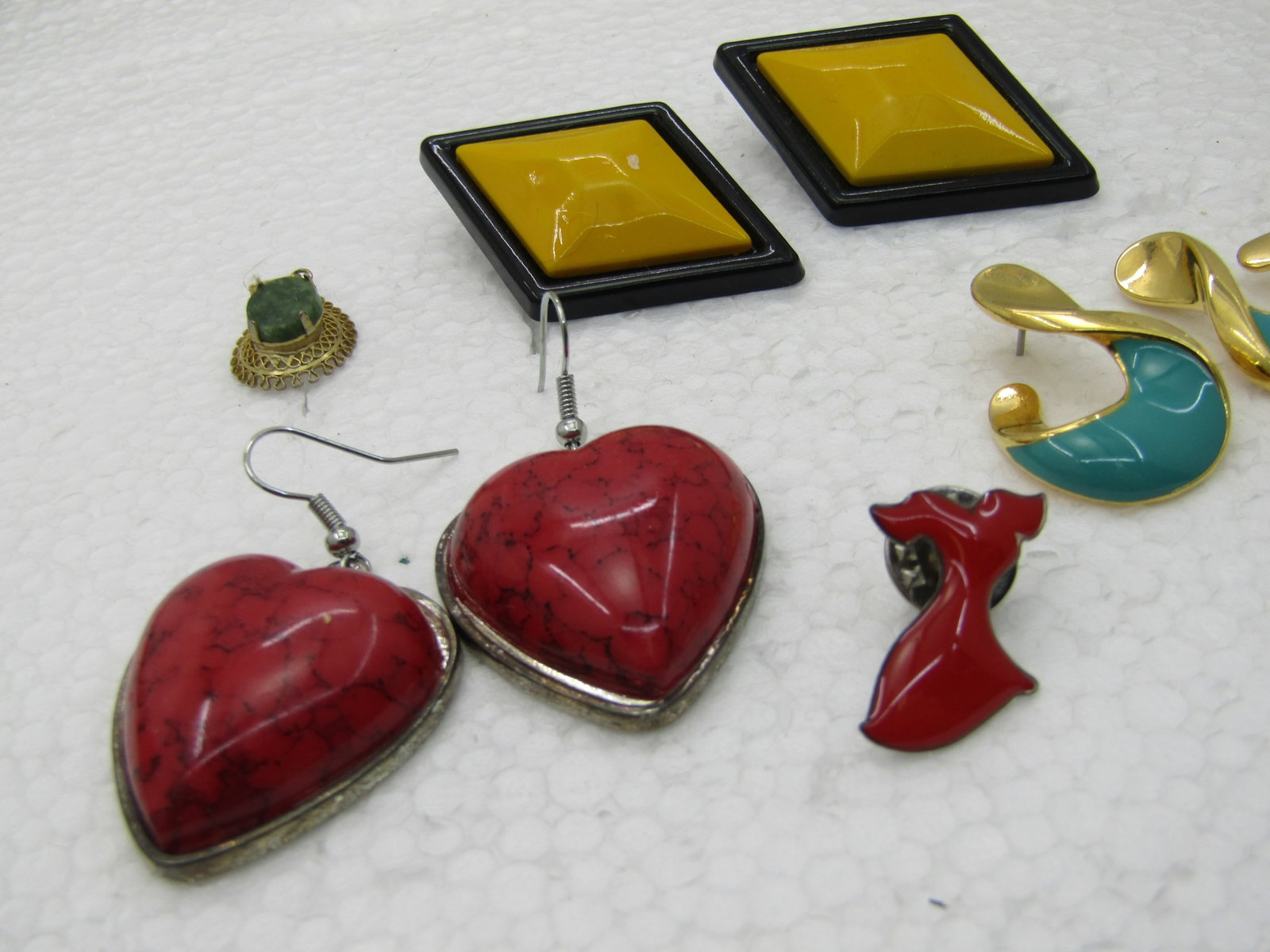 Vintage 1980's Earrings, Pendant, Pin Lot, 3 Earrings, 1 Pendant, 1 Pin - 5