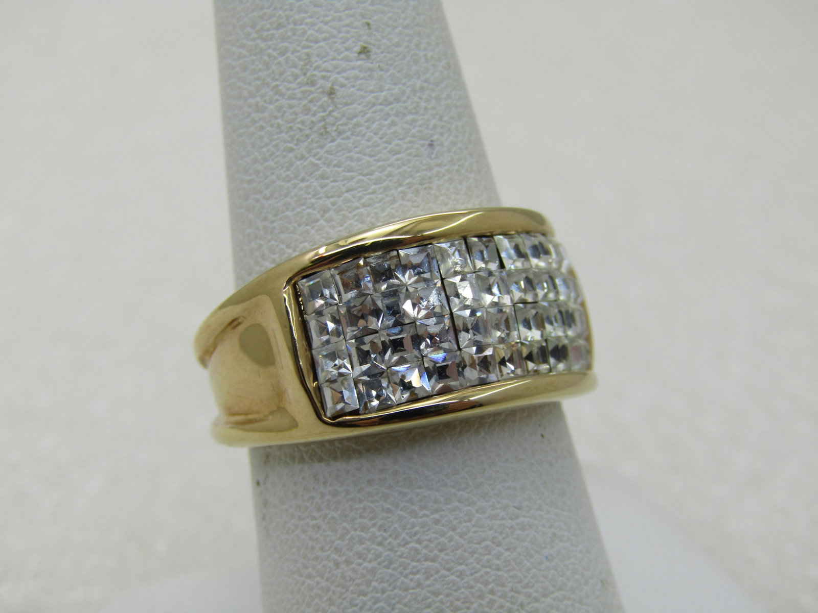 Vintage Joan Rivers Two-Tone Micro Crystal Band Ring, Sz. 8.25. - 2