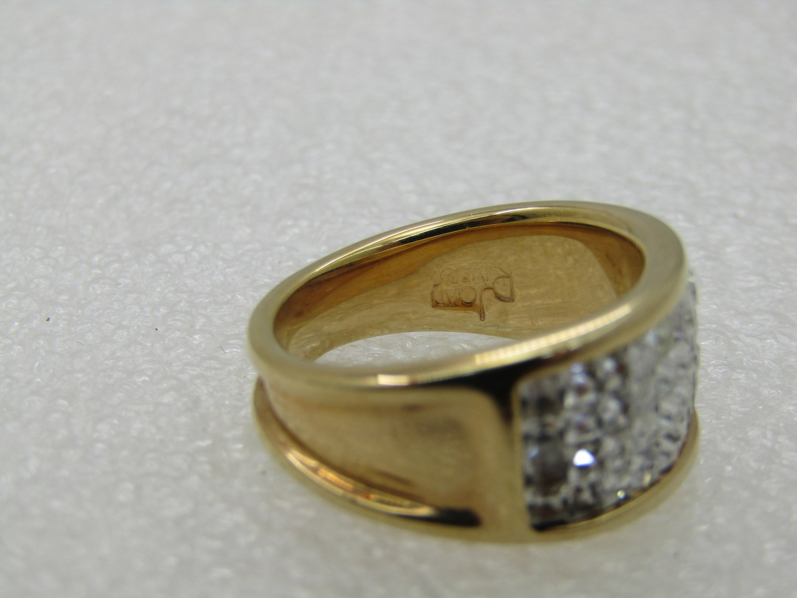 Vintage Joan Rivers Two-Tone Micro Crystal Band Ring, Sz. 8.25. - 6