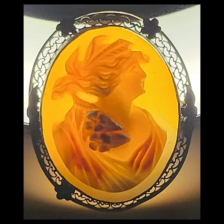 Large Vintage Hand-Carved Shell Cameo Filigree Brooch - 5