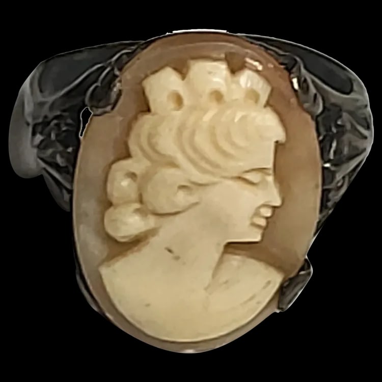 Vintage Hand-Carved Shell Cameo Pendant Ring Hllmarked STER: Title: Vintage Hand-Carved Shell Cameo Pendant Ring Hllmarked STER Description: Vintage Hand-Carved Shell Cameo Pendant Ring Hllmarked STER Date/Period: Vintage Materials: Shell Size: Ring Size - 6 Fa