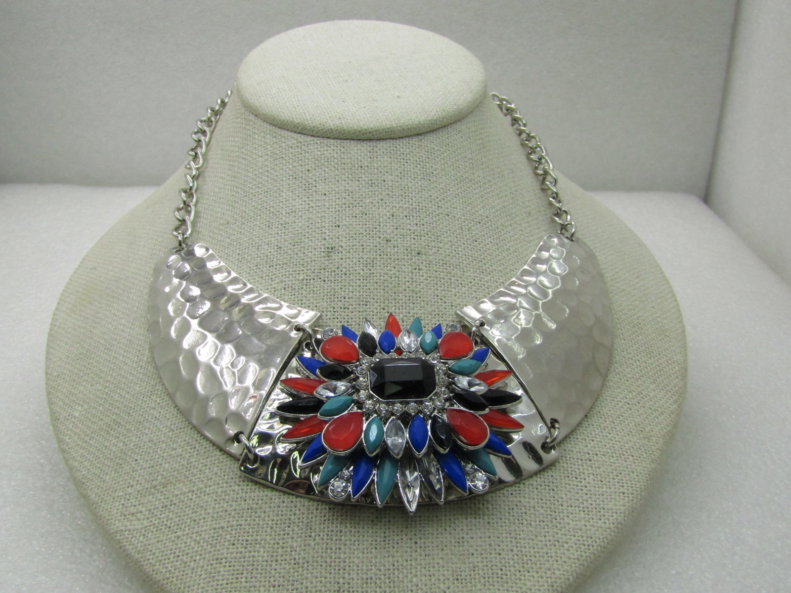 Vintage Hammered Rhinestone Tiered Necklace, 21", Silver Tone - 2