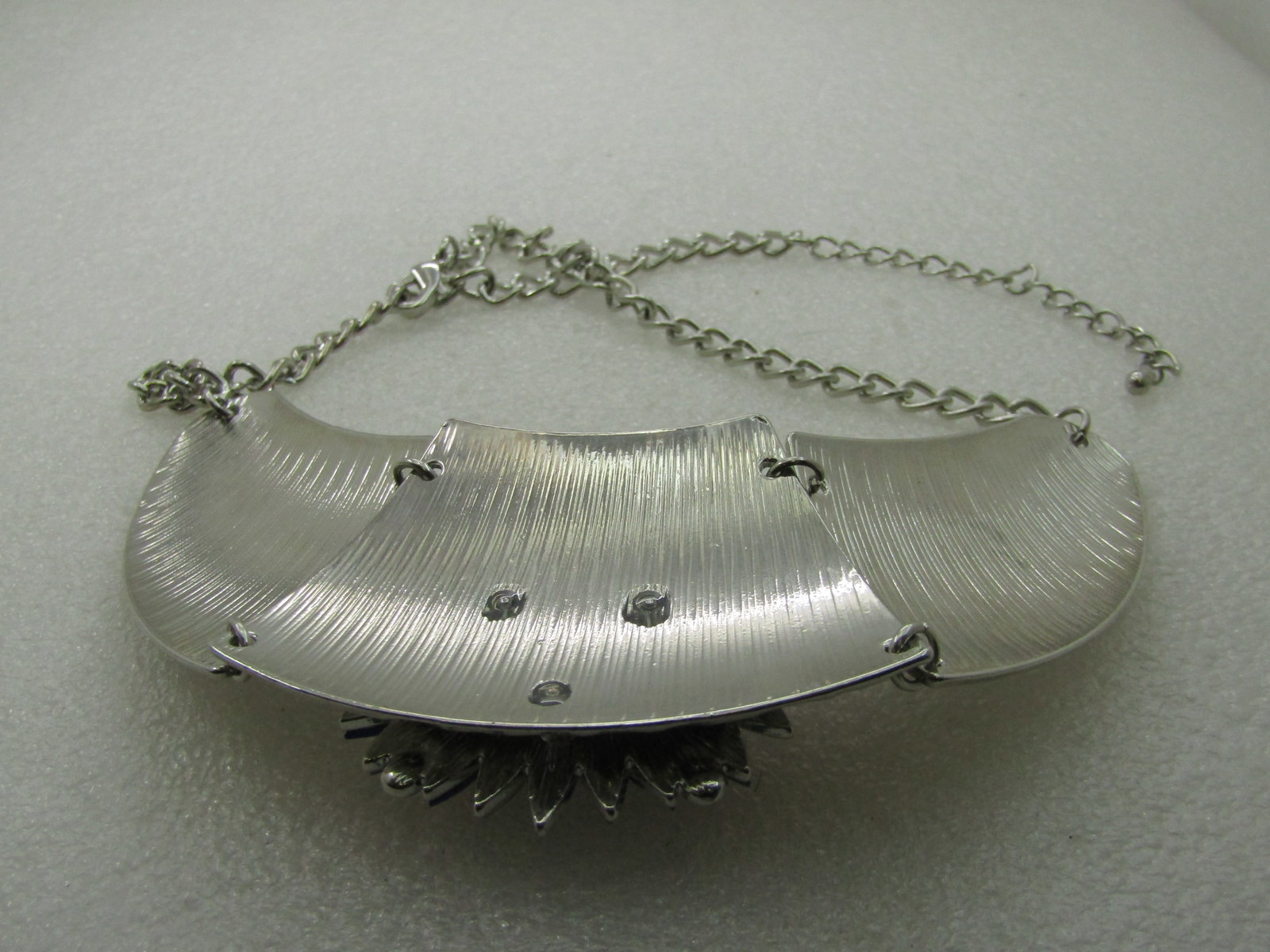 Vintage Hammered Rhinestone Tiered Necklace, 21", Silver Tone - 7