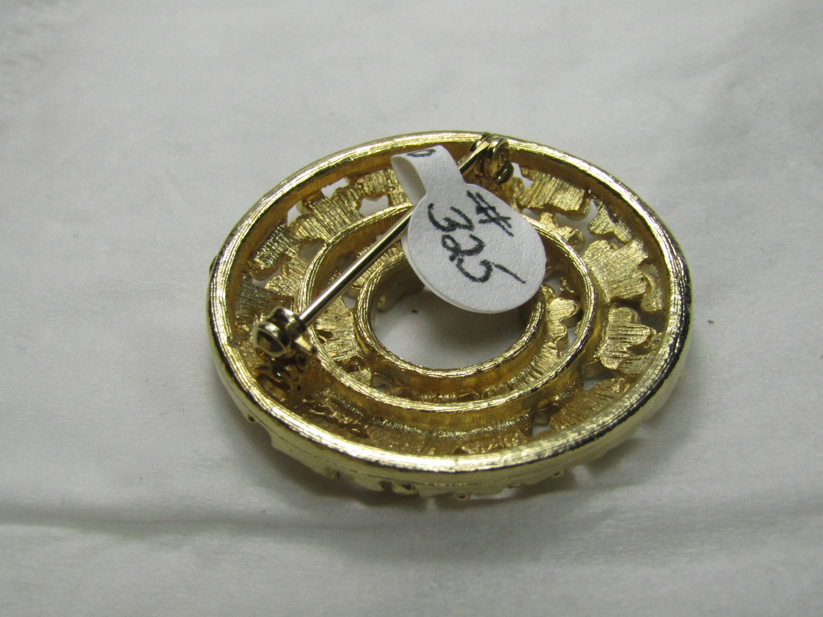 Vintage Forget-Me-Not Brooch, Gold Tone, 1.5" - 6