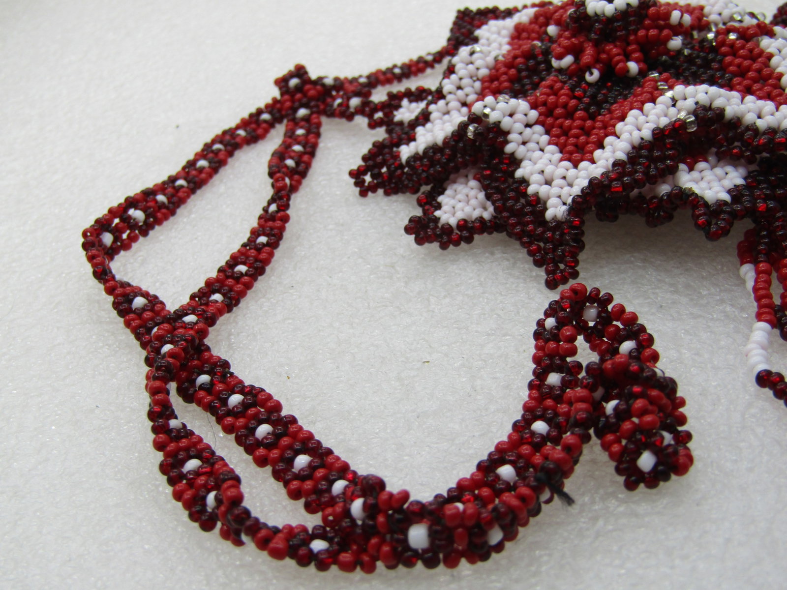 Vintage Southwestern Red & White Seed Beaded Necklace, Large Red Flower, 20" - 6