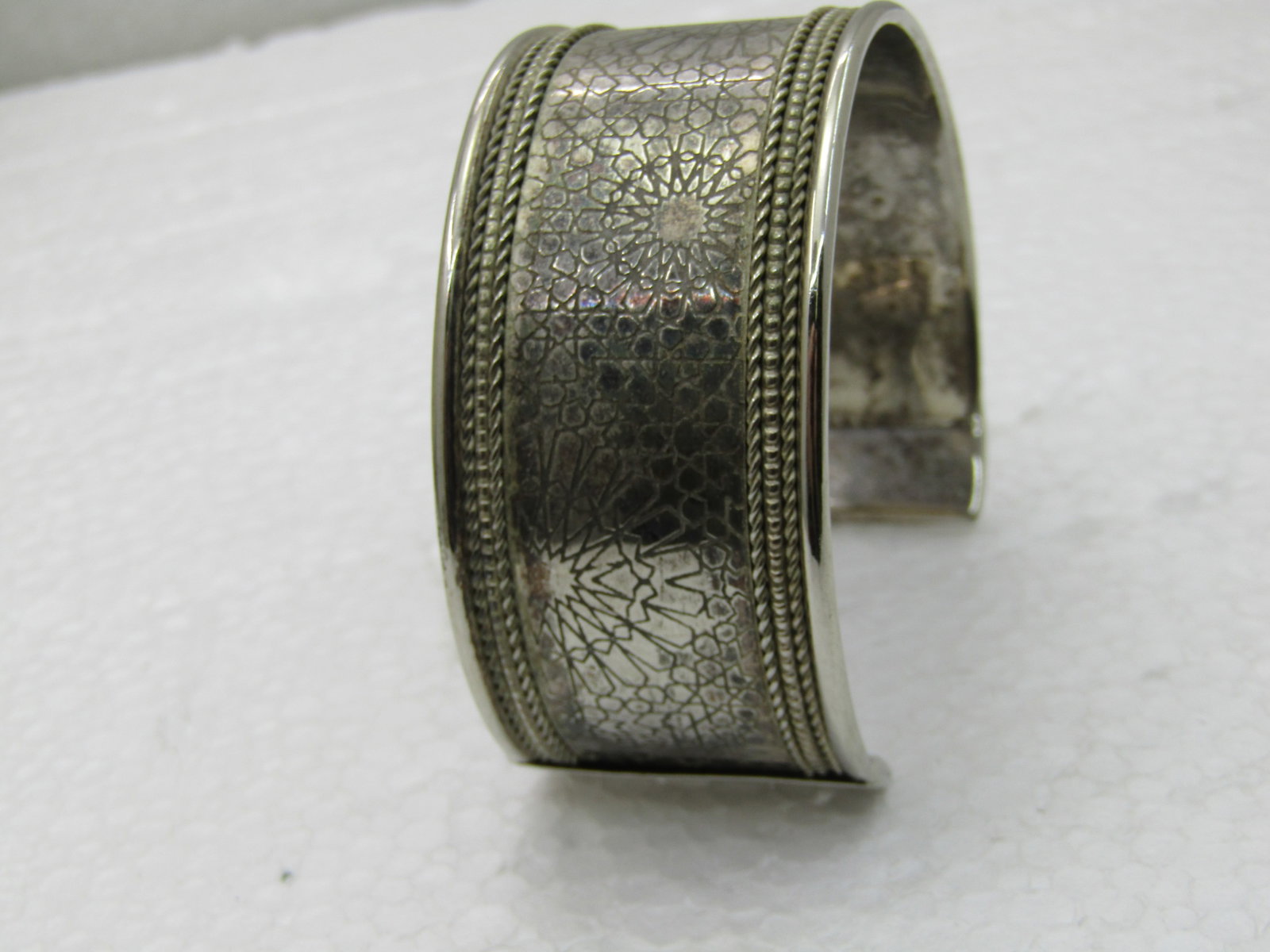 Vintage 1-1/8" Wide Cuff Bracelet, 7.5", Stamped Design, Rope Accent, Silver Tone - 4