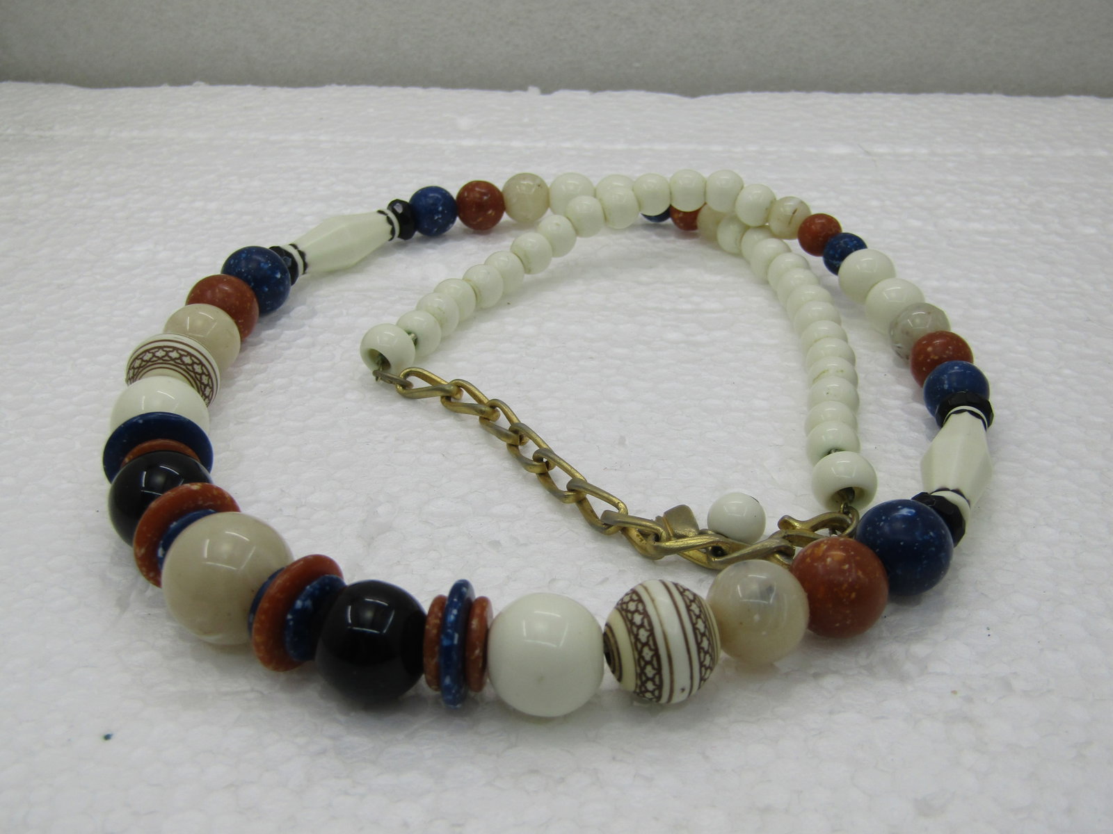 Vintage Liz Claiborne Beaded Necklace, Brown, White, Tan, 24", 1980's - 3