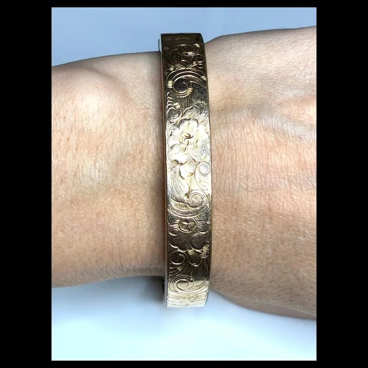 Vintage F&D Gold Filled Etcged Bangle Bracelet with the Initials JC Inside - 7