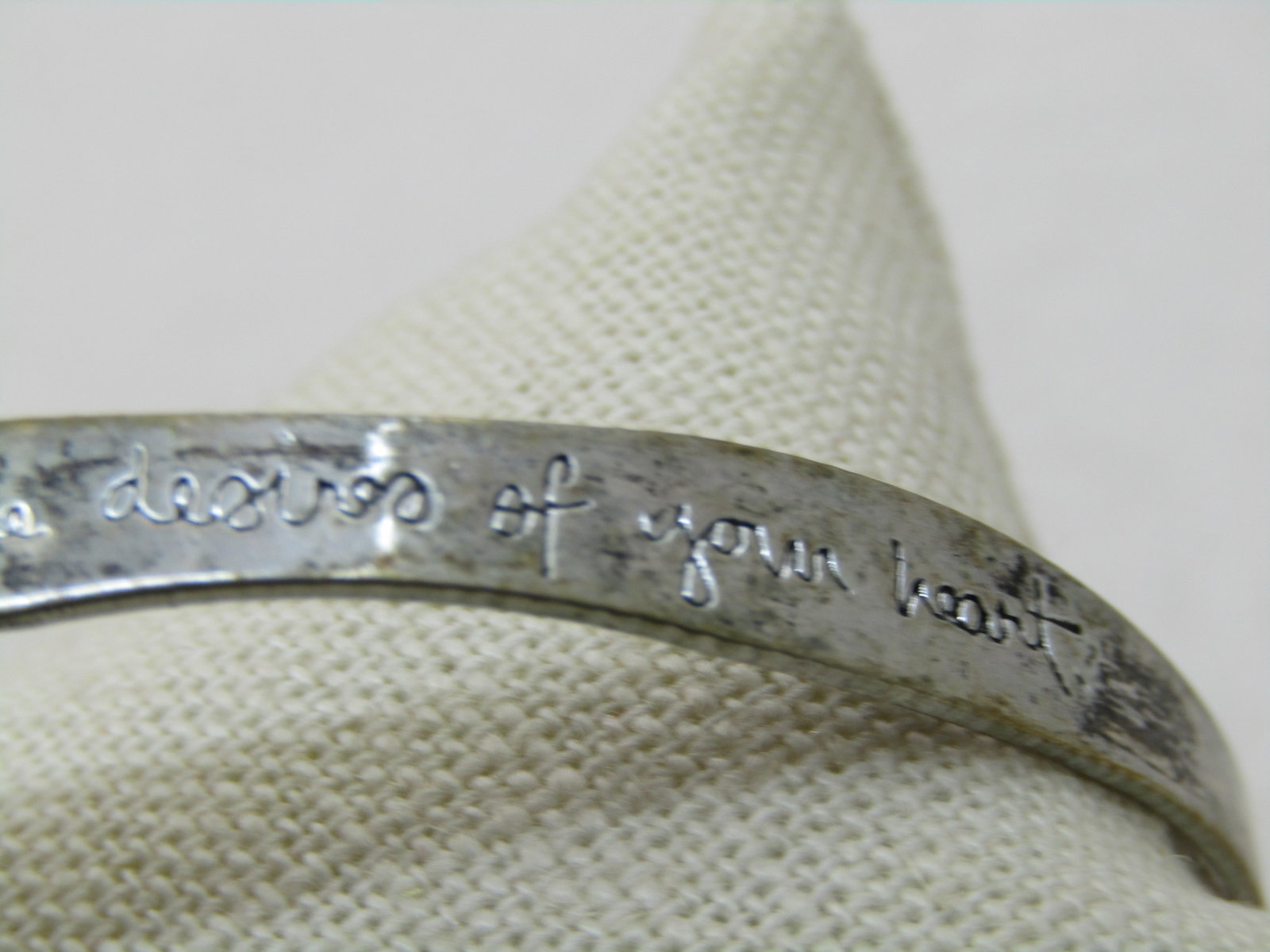 Vintage "And He Will Give You the Desires of Your Heart" Bangle Bracelet, 8.75" - 3