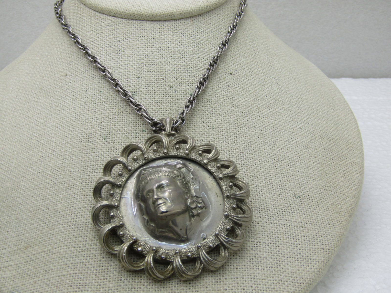Vintage 1972 Pop-Out Repousse Dollar Coin Necklace, 22" - 2