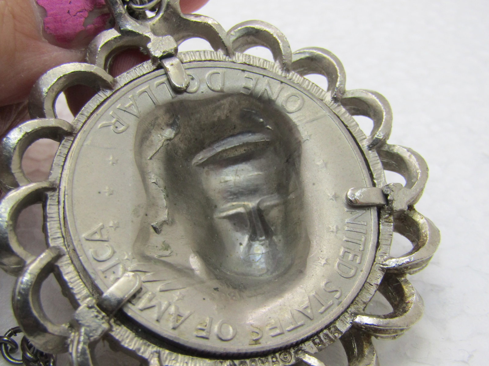 Vintage 1972 Pop-Out Repousse Dollar Coin Necklace, 22" - 6