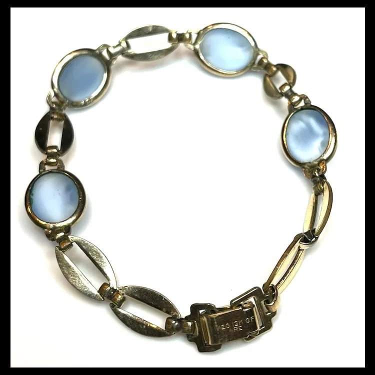Vintage Cat's Eye Cabochon Gold Bracelet - 6