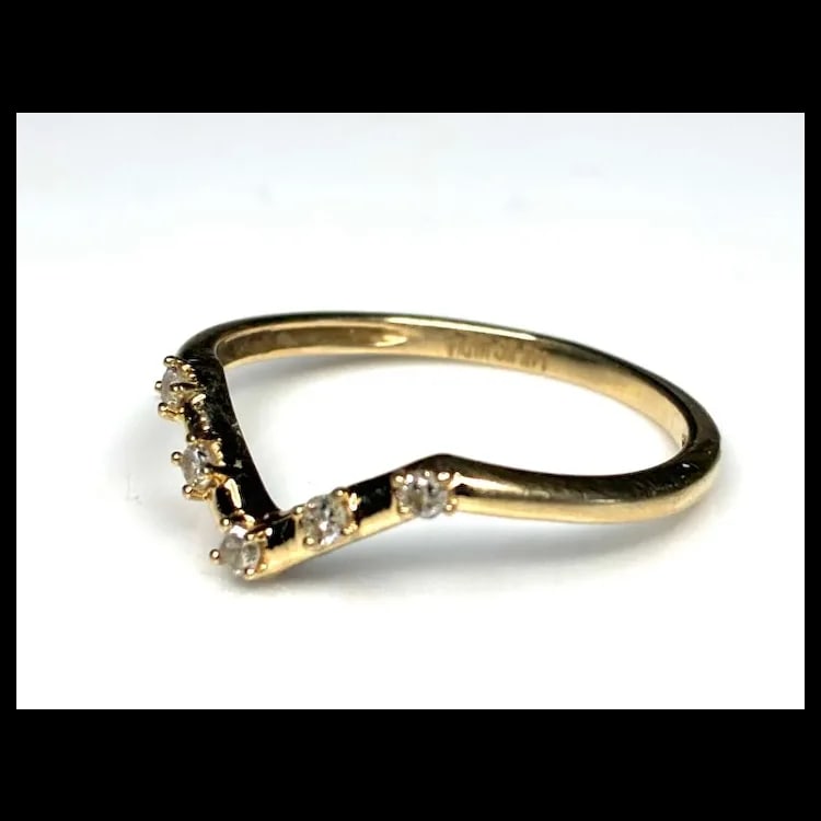 Estate 14K Gold Chevron Diamond Band Ring - 4