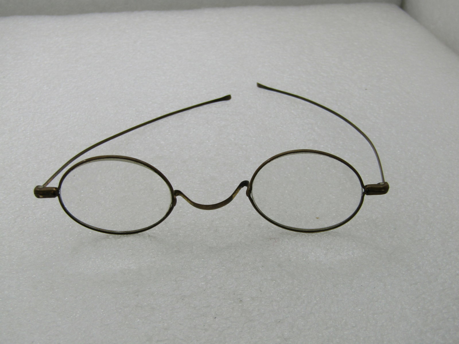 Early 1900 Weber Eye Glasses in Case, Lancaster, PA: Early 1900 Weber Eye Glasses in Case, Lancaster, PA. Wiire rimmed reading glasses brass framed in their original case - very nicely preserved with a rose tone gold printing Weber with a shield and