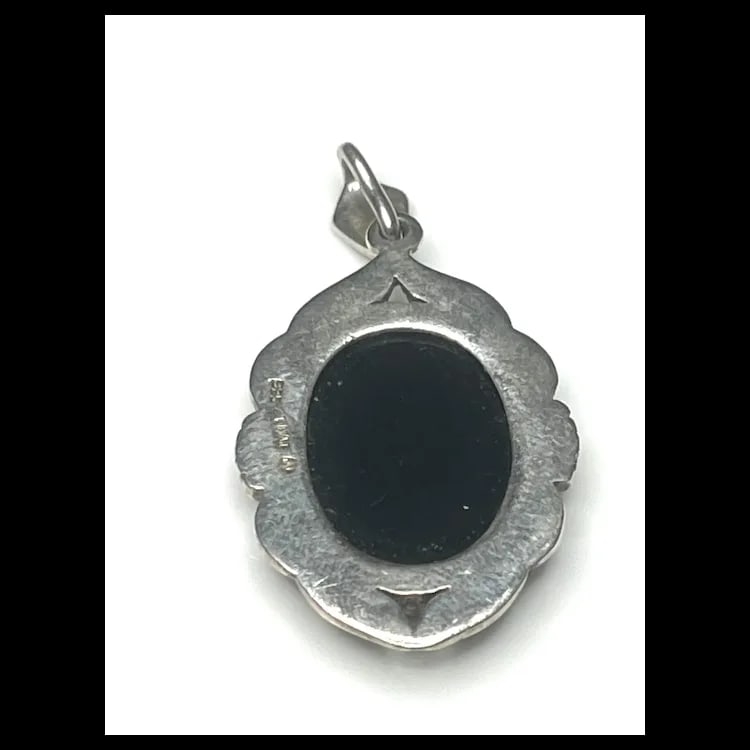 Vintage Sterling Silver and Marcasite Cameo Pendant - 5