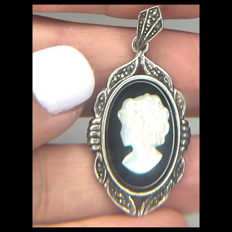 Vintage Sterling Silver and Marcasite Cameo Pendant - 8