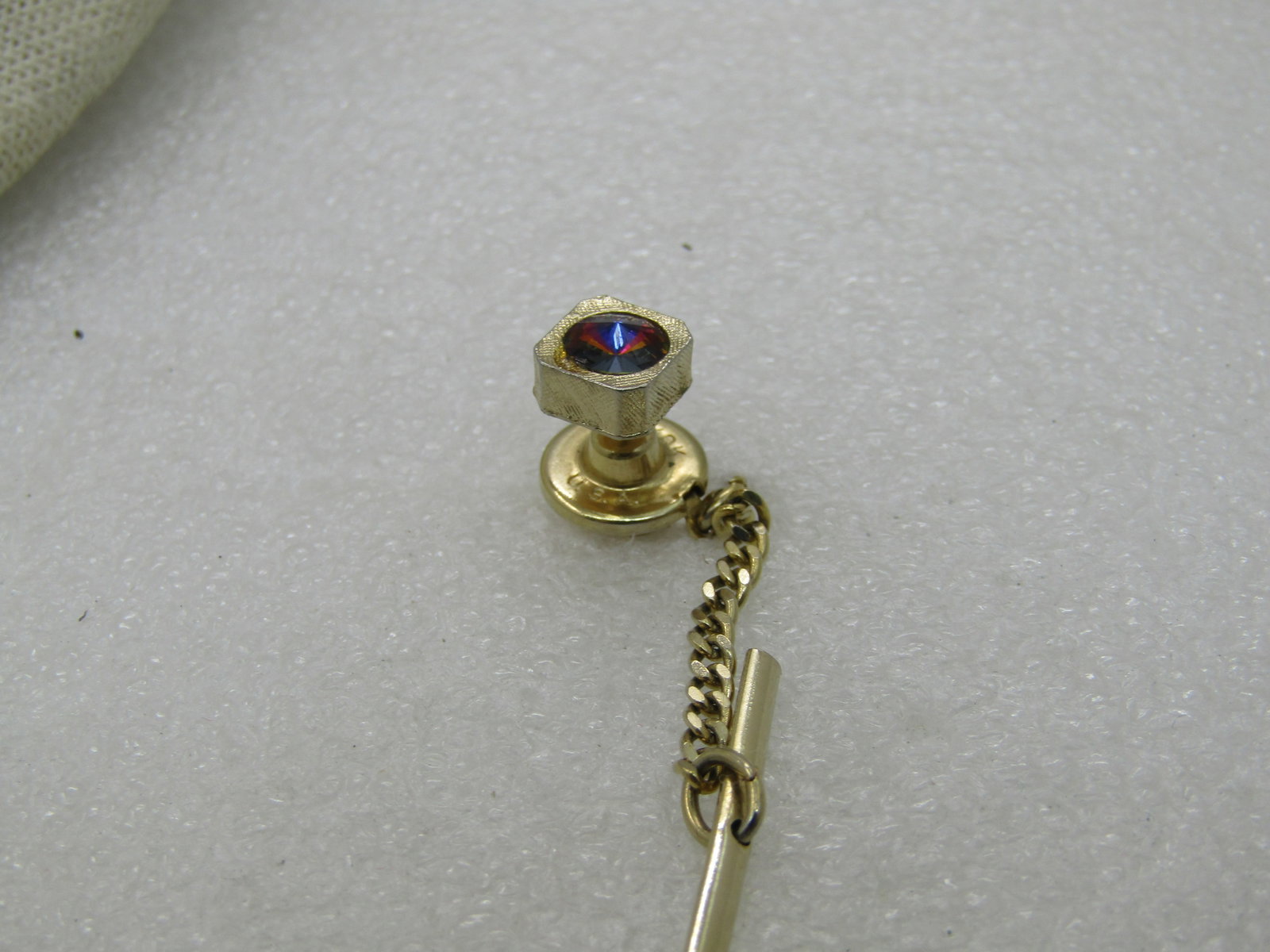 Vintage Hickok Watermelon Rivoli Tie Tack, 1960's-1970's, - 4