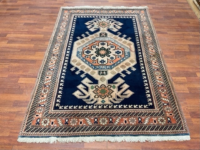 Vitage Persian Northwest Rug-5265: Title:Vitage Persian Northwest Rug-5265 Description:Large bold medallion vintage Persian Ardabil from northwest Persia, size 4 ft. 6 inches by 6 ft. 6 inches, circa 1970, excellent condition with all