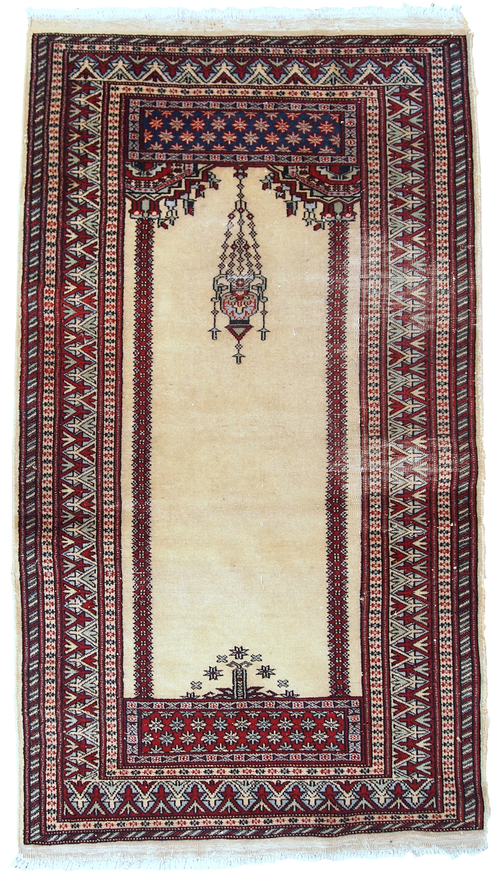 Handmade vintage prayer Pakistani Lahore rug 2.5' x 4.6' (77cm x 140cm) 1960s: Title: Handmade vintage prayer Pakistani Lahore rug 2.5' x 4.6' (77cm x 140cm) 1960s Origin:Pakistan Dimensions: 2.5' x 4.6' (77cm x 140cm) Materials:wool Year:1960s Description:Vintage handmade