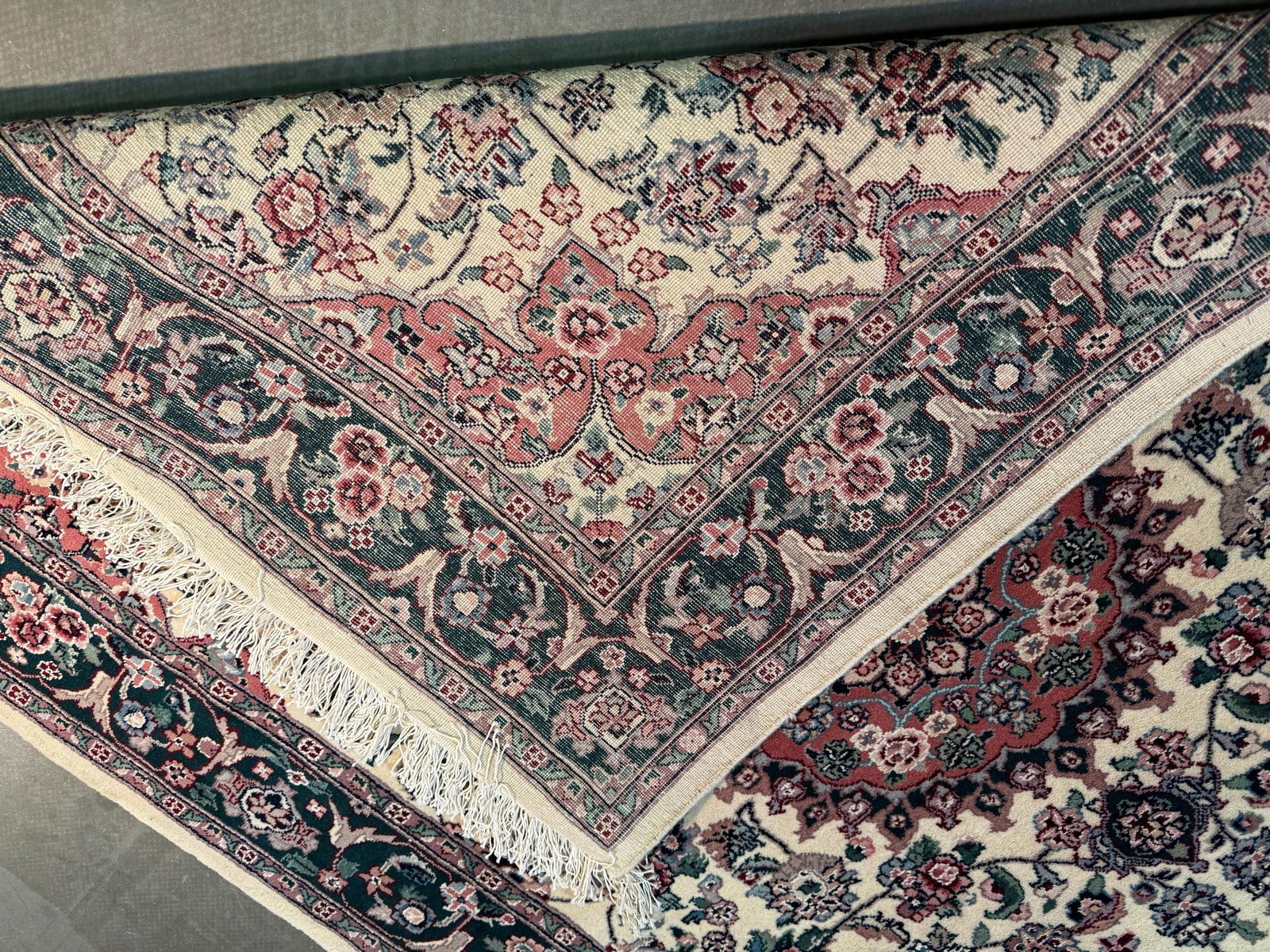 Superb Silk&Wool Tabriz Rug 4x6 - 9