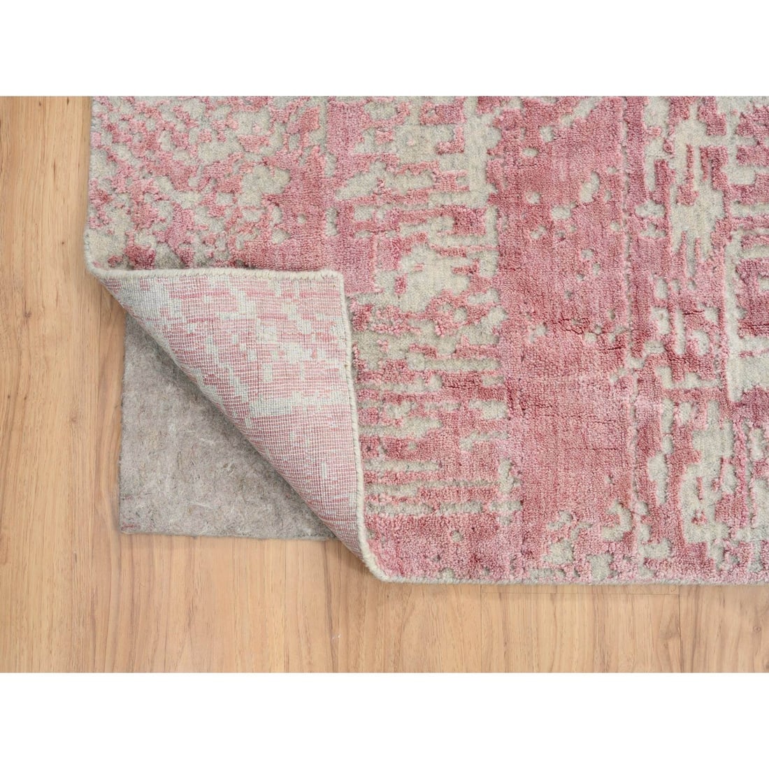 Rose Pink, Jacquard Hand Loomed, Wool and Art Silk, Oversized Rug - 4