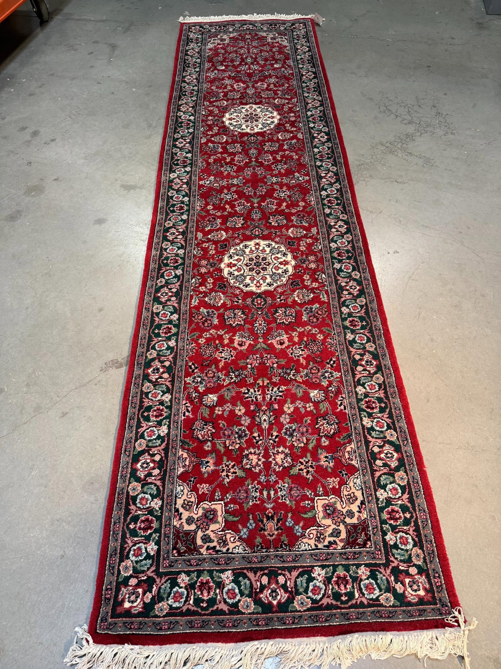 Fine Silk&Wool Tabriz Runner 2.6x10' (1 of 11)