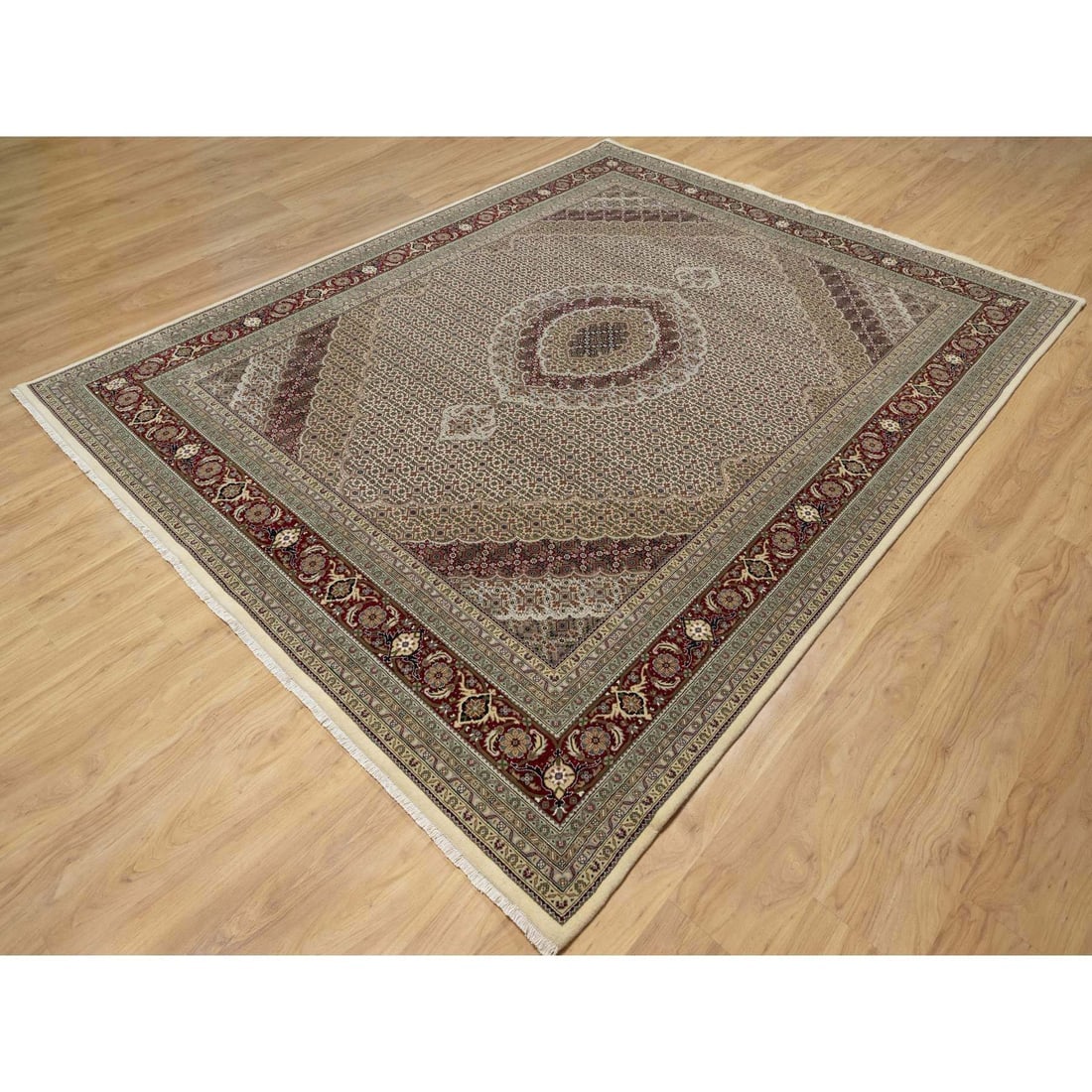 Photon White, Super Mahi, Hand Knotted, Wool Silk, 250 KPSI Rug - 3