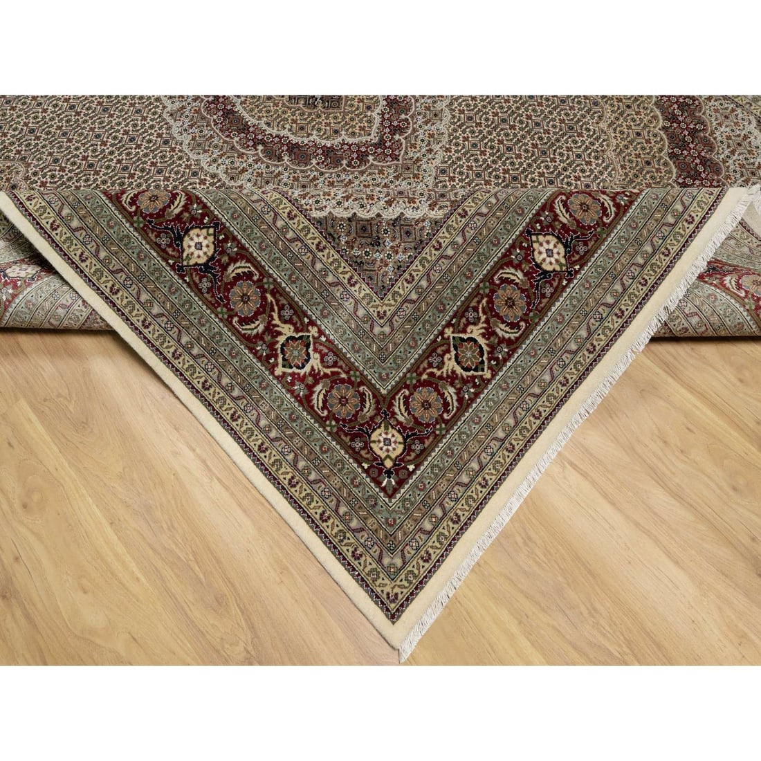 Photon White, Super Mahi, Hand Knotted, Wool Silk, 250 KPSI Rug - 6