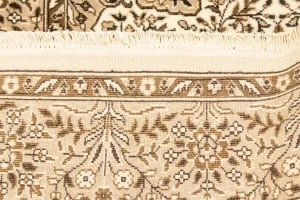 Cream Floral Kirman 4X6 Oriental Rug - 14