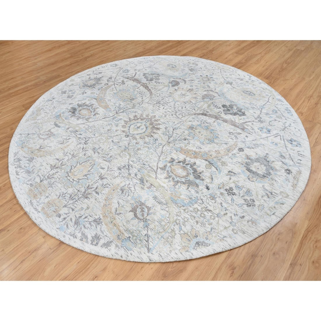 Ivory, Silk with Wool Hand Knotted, Sickle Leaf Design Round Rug - 4