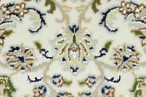 Cream Floral 4X6 Indo-Nain Oriental Rug - 16