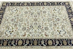 Cream Floral 4X6 Indo-Nain Oriental Rug - 8