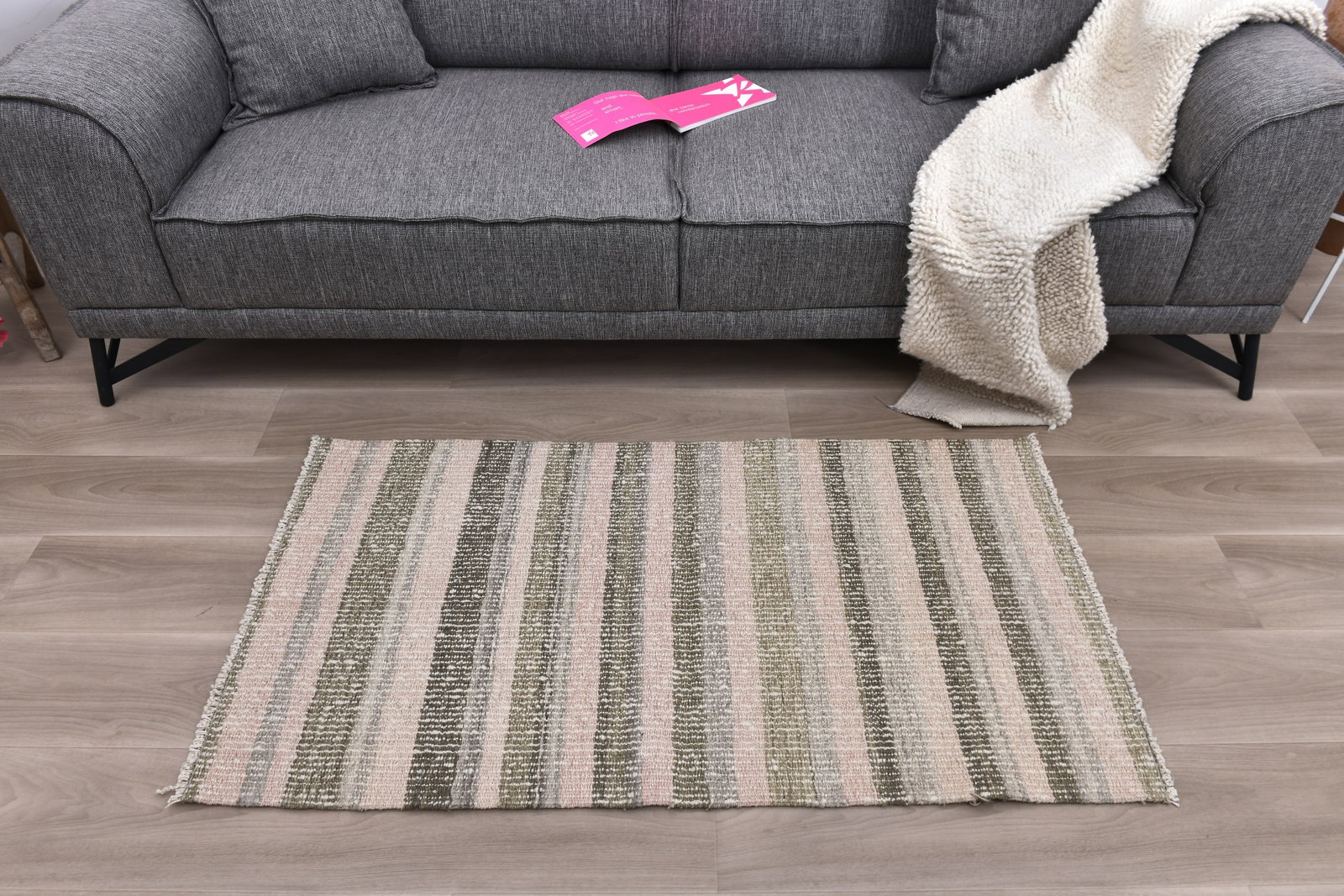 2'4'' x 4'3'' Turkish Handmade Kilim Rug - 241033: Title: 2'4'' x 4'3'' Turkish Handmade Kilim Rug - 241033 Description:2'4'' x 4'3'' Turkish Handmade Kilim Rug - 241033 Origin:Turkiye Date/Period:1960-90 Materials:Wool,Cotton Dimension:2'4''x4'3'' ft