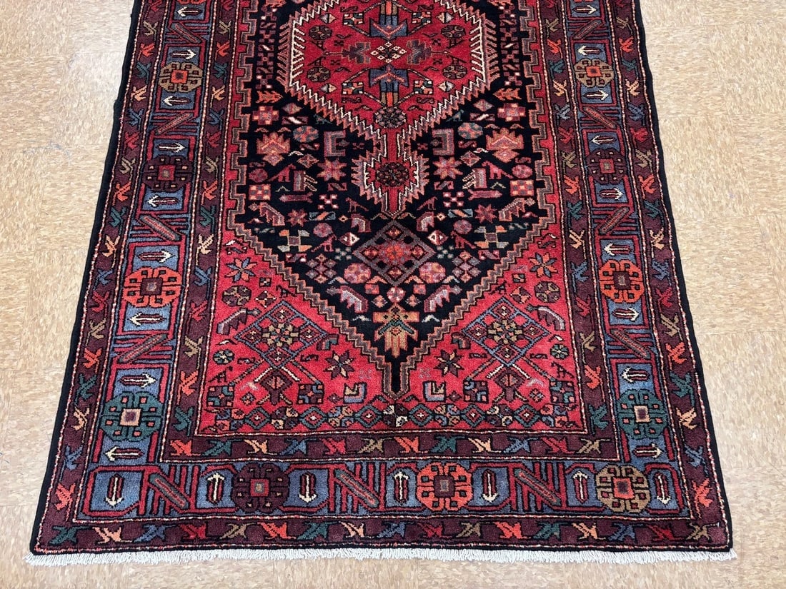 Hand Knotted Wool 4'10" x 8'7" Zanjan Navy Red Tribal Oriental Rug - 2