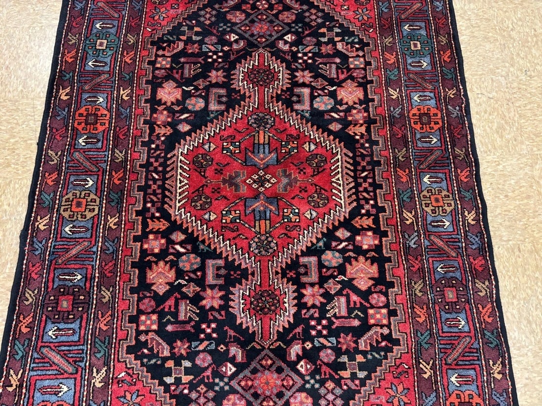 Hand Knotted Wool 4'10" x 8'7" Zanjan Navy Red Tribal Oriental Rug - 3